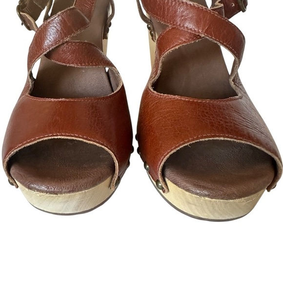 UGG NADIA STRAPPY BOHO WOODEN PLATFORM HEELS SIZE 9 - Picture 7 of 16